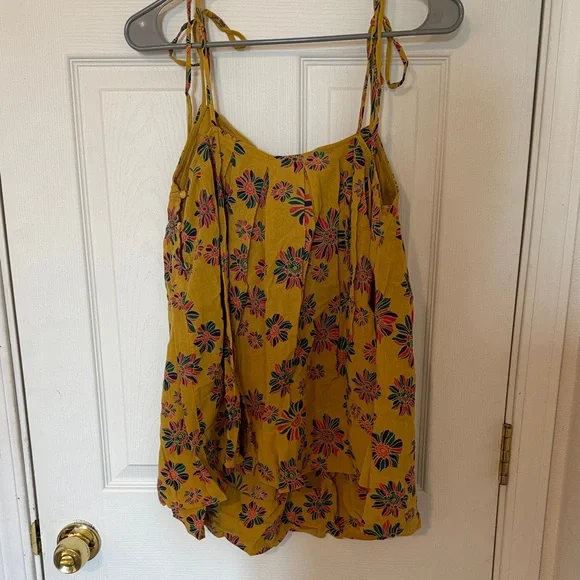 Floral Yellow Tank Top - Picture 3 of 4